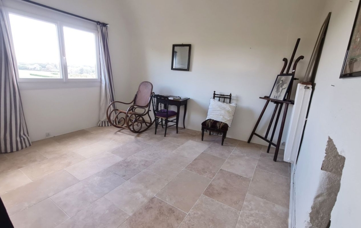 Maison ROCHEMAURE (07400)  156 m2 239 900 € 