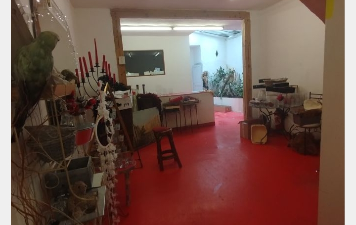 Activité commerciale BOURG-SAINT-ANDEOL (07700)  91 m2 35 000 € 