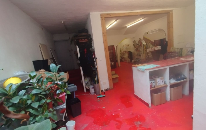 Activité commerciale BOURG-SAINT-ANDEOL (07700)  91 m2 35 000 € 