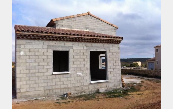 Réseau Immo-diffusion : Villa  LARNAS  140 m2 179 000 € 