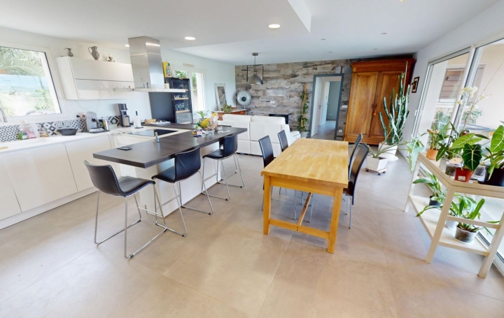 Villa TRESSAN (34230)  139 m2 370 000 € 