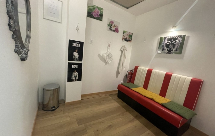 Local commercial SETE (34200)  307 m2 344 000 € 