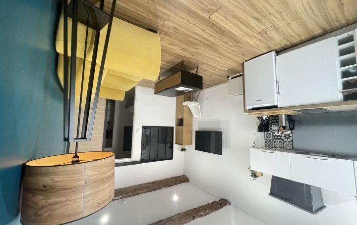 2 Pièces SETE (34200)  27 m2 100 000 € 