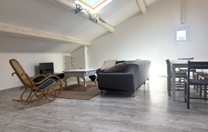 4 Pièces SETE (34200)  113 m2 243 000 € 