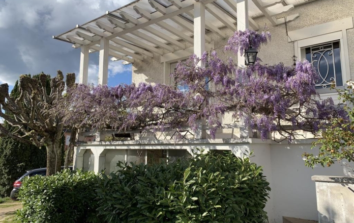 Maison SAINT-AMAND-MONTROND (18200)  163 m2 153 725 € 