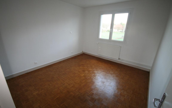 Immeuble VALLON-EN-SULLY (03190)  620 m2 399 000 € 