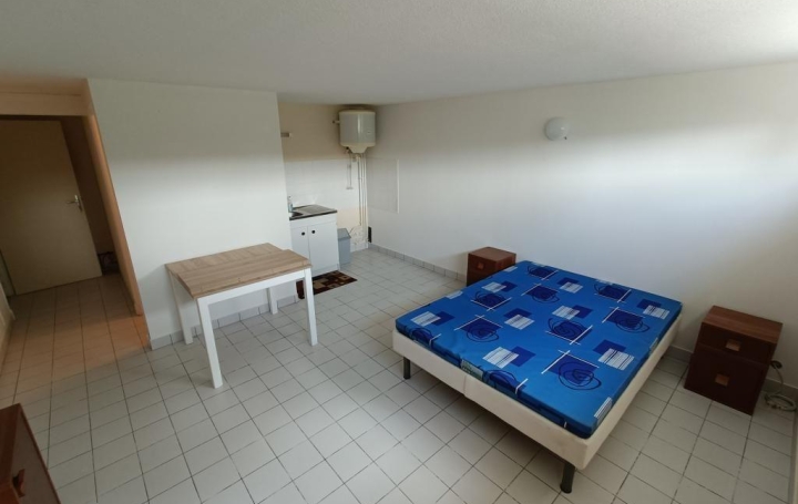 Immeuble VALLON-EN-SULLY (03190)  620 m2 399 000 € 