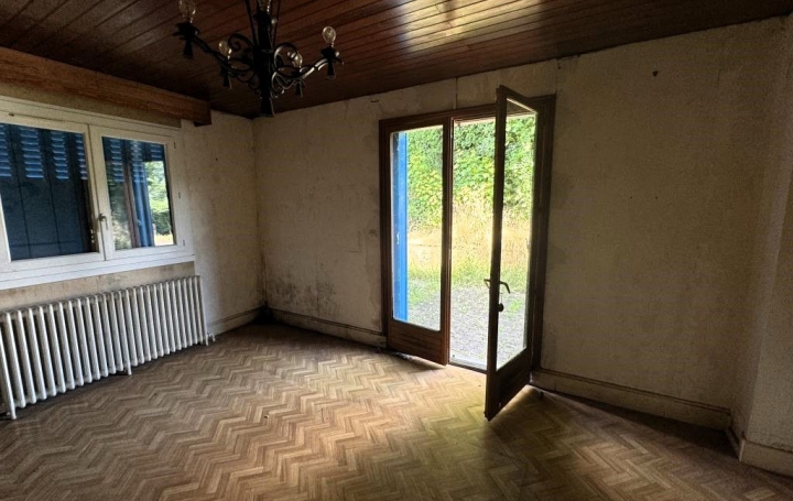 Maison SAINT-AMAND-MONTROND (18200)  95 m2 88 000 € 