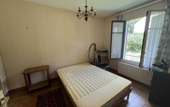 Maison SAINT-AMAND-MONTROND (18200)  60 m2 44 000 € 