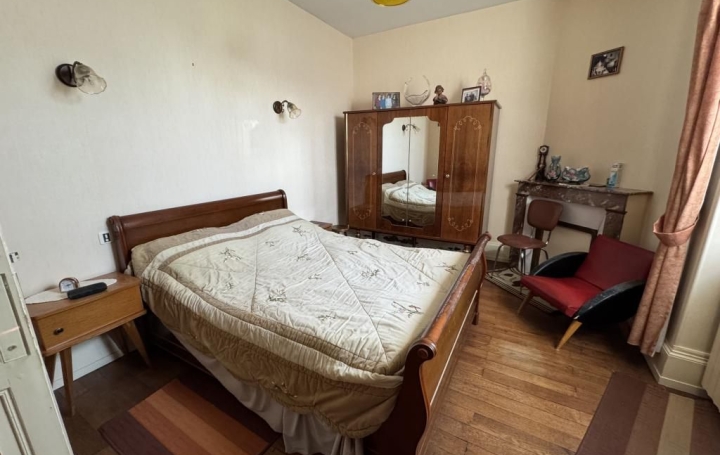 Maison SAINT-AMAND-MONTROND (18200)  112 m2 176 000 € 