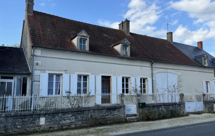 Maison de village FARGES-ALLICHAMPS (18200)  115 m2 71 000 € 