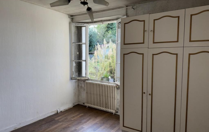 Maison de village FARGES-ALLICHAMPS (18200)  115 m2 71 000 € 