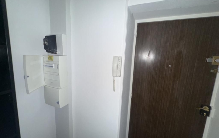 Immeuble SAINT-AMAND-MONTROND (18200)  575 m2 423 000 € 