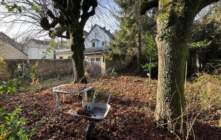 Maison SAINT-AMAND-MONTROND (18200)  85 m2 70 850 € 