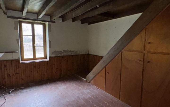 Maison THAUMIERS (18210)  117 m2 56 000 € 