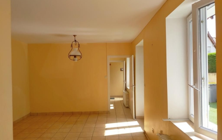 Maison SAINT-BONNET-TRONCAIS (03360)  65 m2 91 800 € 