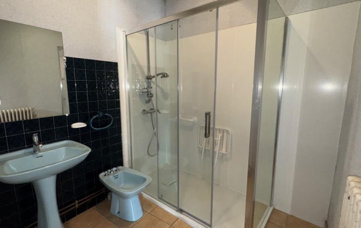 Maison SAINT-BONNET-TRONCAIS (03360)  65 m2 91 800 € 