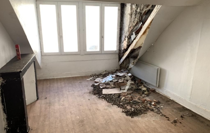 Immeuble SAINT-AMAND-MONTROND (18200)  100 m2 38 500 € 