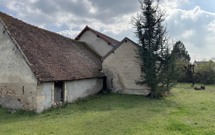 Maison SAINT-AMAND-MONTROND (18200)  41 m2 76 000 € 