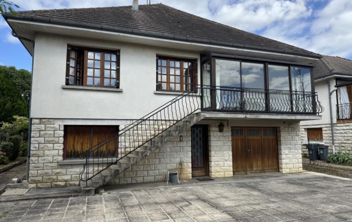 Maison SAINT-AMAND-MONTROND (18200)  158 m2 233 200 € 