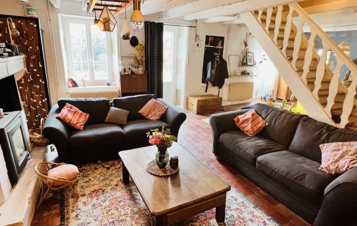 Maison COUST (18210)  136 m2 169 000 € 