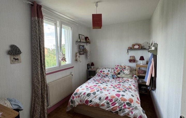 Maison SAINT-AMAND-MONTROND (18200)  101 m2 123 000 € 