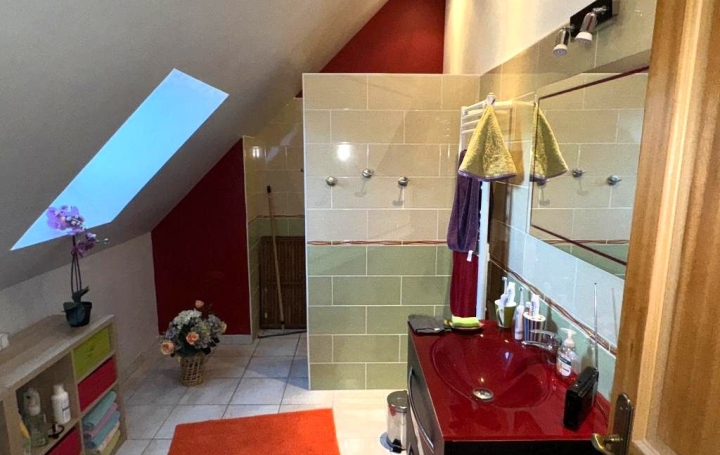 Maison SAINT-PIERRE-LES-ETIEUX (18210)  105 m2 169 600 € 