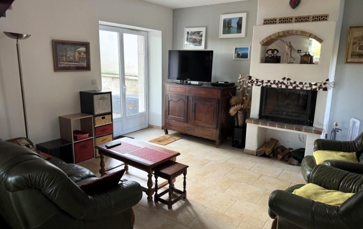 Maison SAINT-PIERRE-LES-ETIEUX (18210)  105 m2 169 600 € 