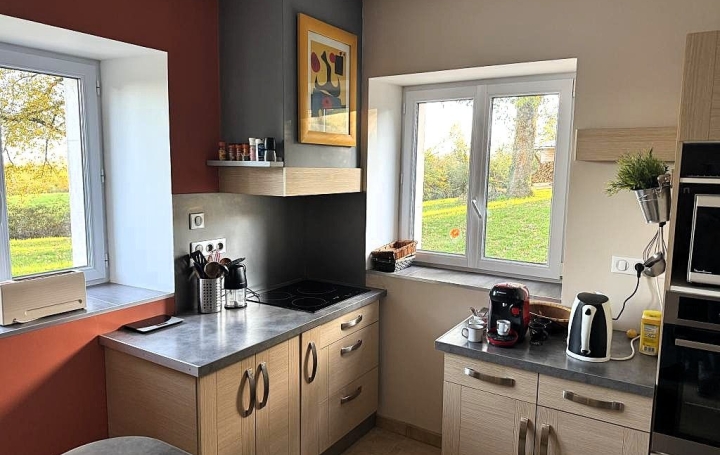 Maison SAINT-PIERRE-LES-ETIEUX (18210)  105 m2 169 600 € 