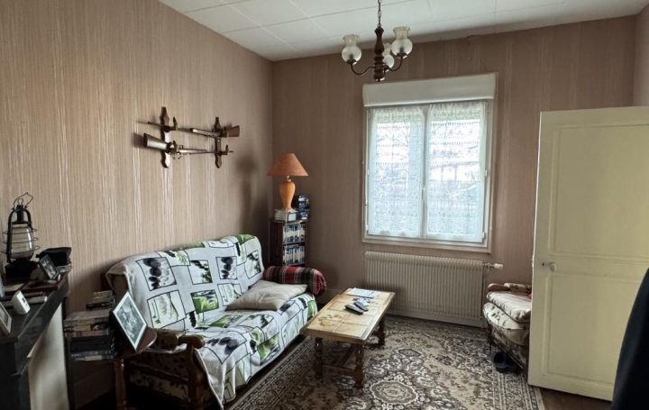 Maison SAINT-AMAND-MONTROND (18200)  57 m2 60 500 € 