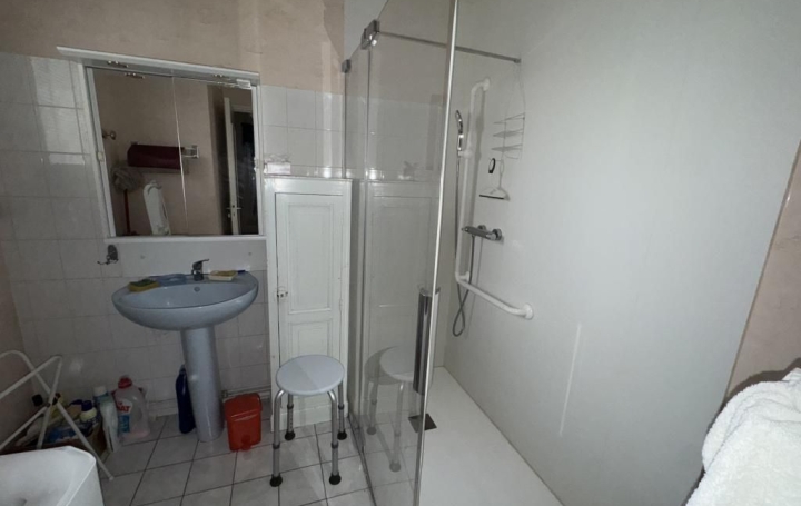 3 Pièces SAINT-AMAND-MONTROND (18200)  83 m2 99 700 € 