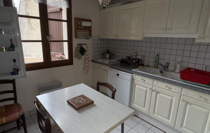 3 Pièces SAINT-AMAND-MONTROND (18200)  83 m2 99 700 € 