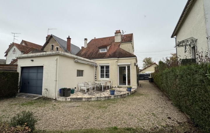 Maison SAINT-AMAND-MONTROND (18200)  92 m2 108 500 € 