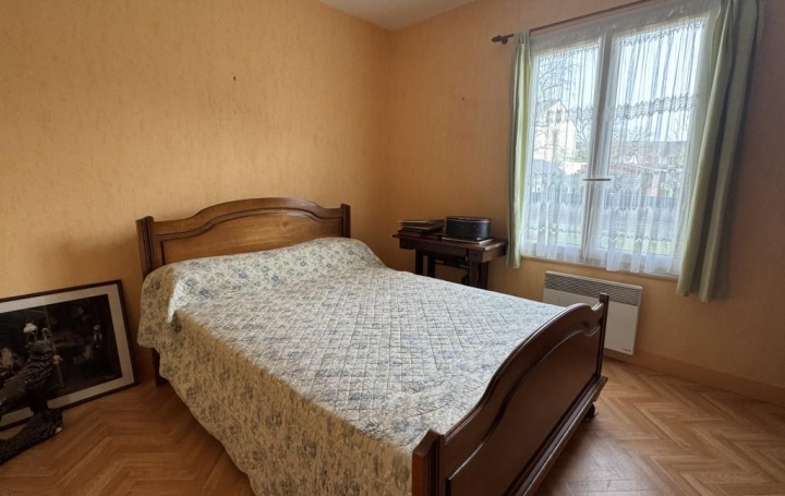 Maison SAINT-AMAND-MONTROND (18200)  69 m2 113 000 € 