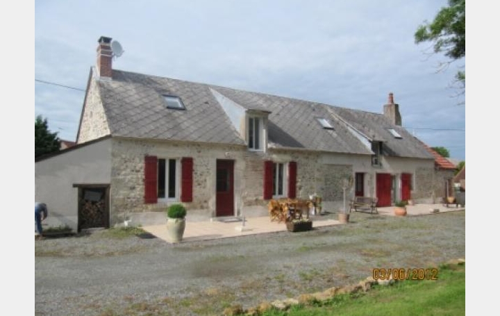 Réseau Immo-diffusion : Maison  REZAY  142 m2 146 000 € 