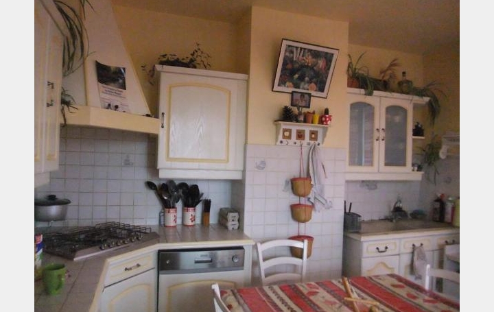 Réseau Immo-diffusion : Maison  THAUMIERS  130 m2 116 000 € 