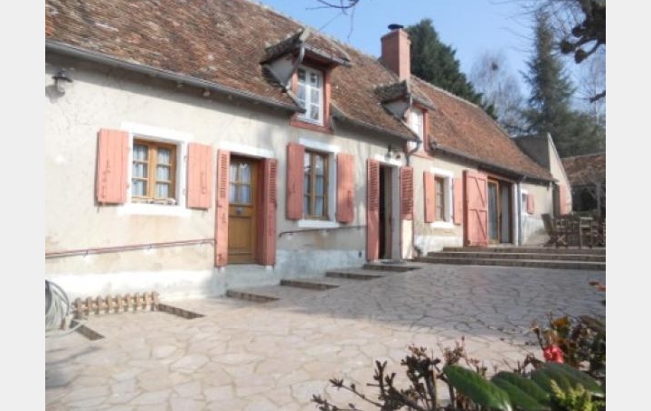 Réseau Immo-diffusion : Maison de village  URCAY  141 m2 136 600 € 