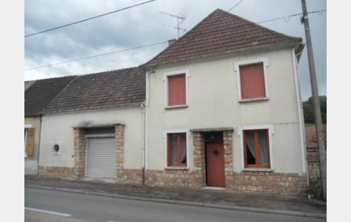 Réseau Immo-diffusion : Maison  URCAY  144 m2 80 000 € 