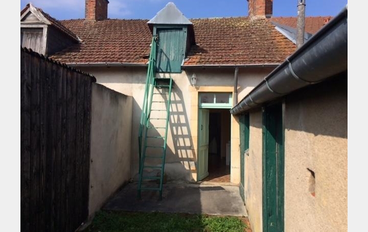 Maison CHARENTON-DU-CHER (18210)  27 m2 25 000 € 