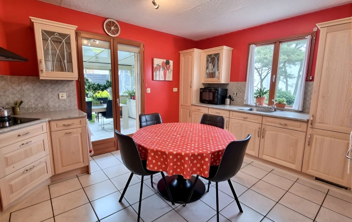 Maison JUJURIEUX (01640)  96 m2 36 425 € 