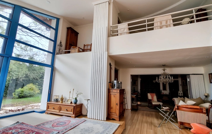 Maison SAINT-DENIS-LES-BOURG (01000)  198 m2 123 215 € 