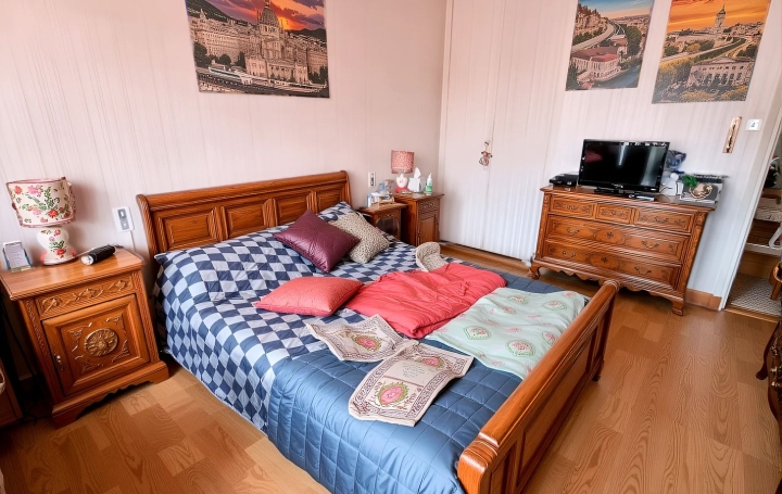 Maison PONCIN (01450)  132 m2 47 775 € 