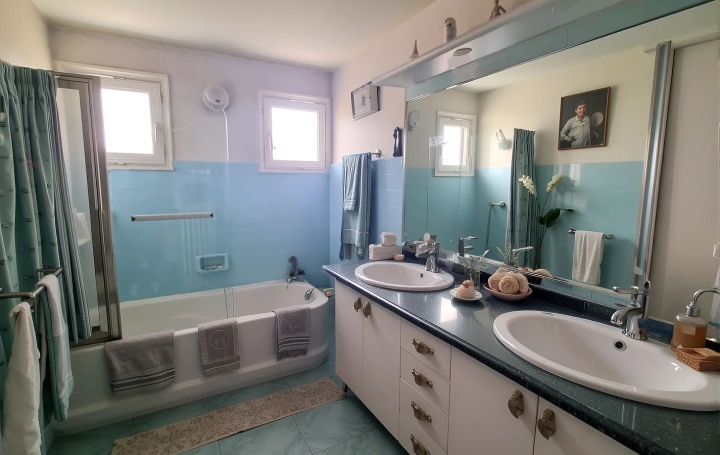 Maison PONCIN (01450)  132 m2 47 775 € 