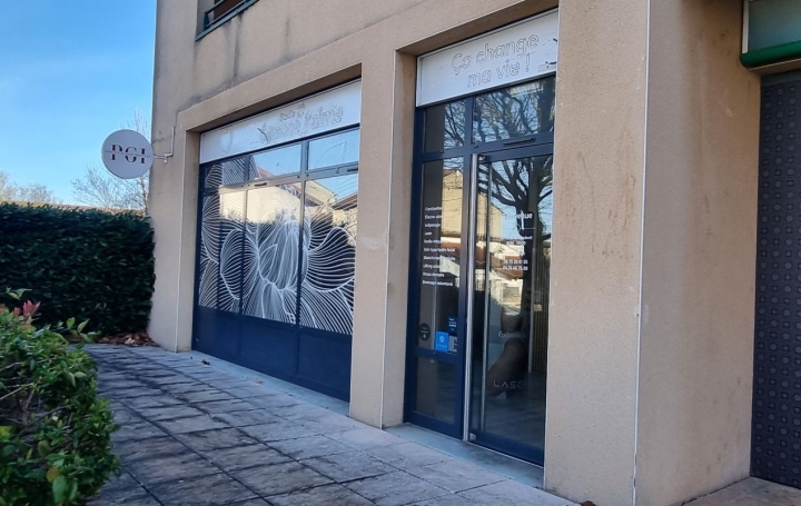 Local commercial AMBERIEU-EN-BUGEY (01500)  77 m2 180 000 € 