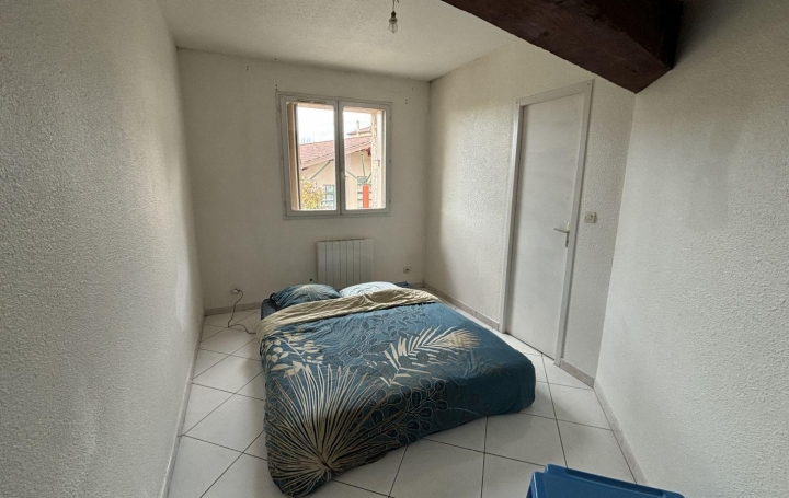3 Pièces SAINT-PAUL-DE-VARAX (01240)  71 m2 600 € 