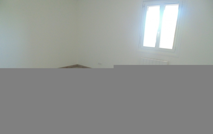 3 Pièces SAINT-PAUL-DE-VARAX (01240)  92 m2 750 € 