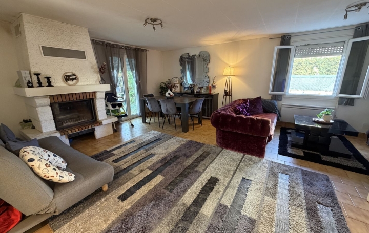 Maison DOMPIERRE-SUR-VEYLE (01240)  91 m2 1 200 € 
