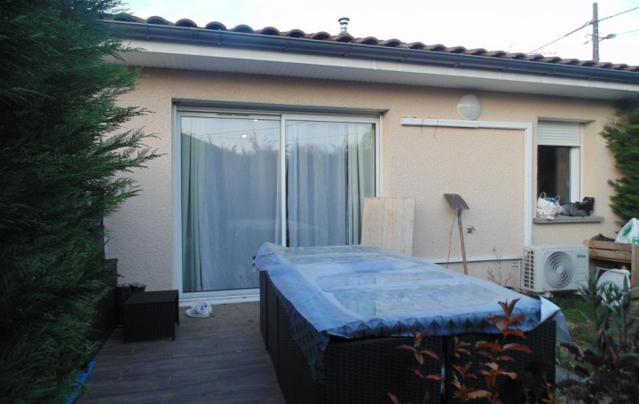 Réseau Immo-diffusion : Appartement P3  CRAS-SUR-REYSSOUZE  65 m2 630 € 