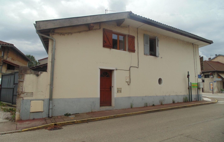 Réseau Immo-diffusion : Maison  POLLIAT  97 m2 710 € 