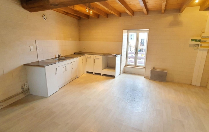 Appartement CHALAMONT (01320) 94 m<sup>2</sup> 656 € 